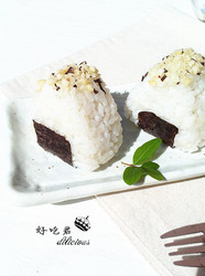 鸡肉饭团
