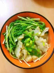 豌豆尖酥肉汤