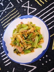 芹菜炒圆白菜