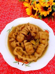 卤肥肠