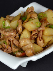 土豆烧肥肠