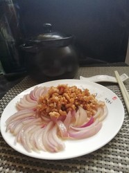 洋葱丝炒牛肉末