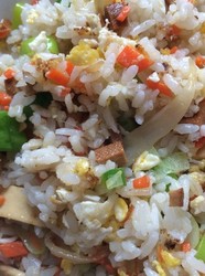 豆干萝卜蛋炒饭