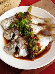 鲜蒸武昌鱼