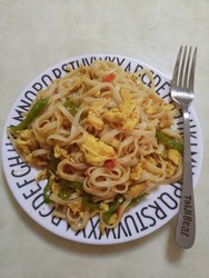西红柿鸡蛋炒面