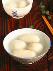 荠菜鲜肉汤圆