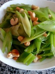腰果炒西芹