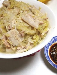酸菜炖五花肉