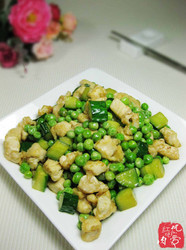 豌豆炒鸡丁