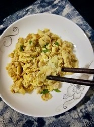虾皮炒鸡蛋