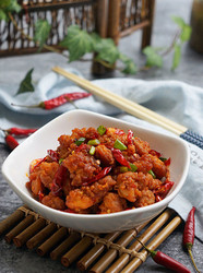 周冬雨喊你来吃豆瓣鸡
