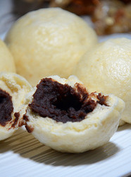 奶香燕麦豆沙包