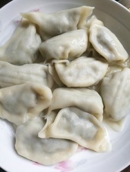荠荠菜猪肉饺