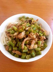 扁豆肉丝拌面