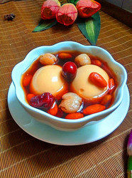 红枣圆肉煮鸡蛋