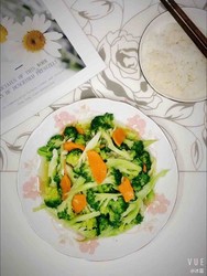 清炒西兰花