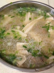 腐竹排骨汤