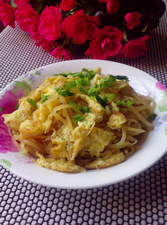 鸡蛋炒土豆丝