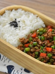 蒜苔炒肉末