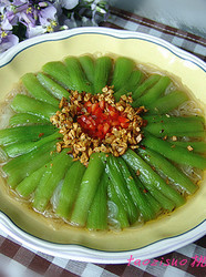 金蒜粉丝蒸丝瓜