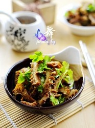 红油香菜拌肚丝