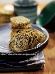 黑芝麻海苔饼干