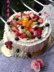 鲜果奶油生日蛋糕