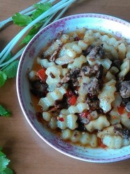 土豆生闷兔肉
