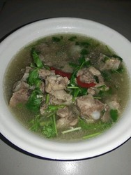清汤炖排骨