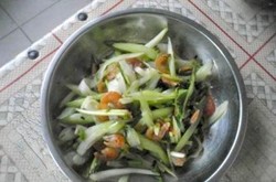 西芹炒干虾仁