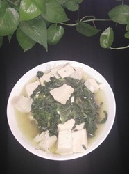 茼蒿烧豆腐