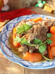 胡萝卜炖羊肉