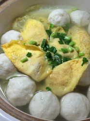蛋饺鱼丸煲