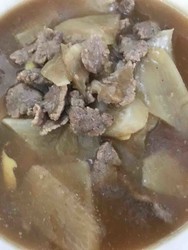 牛肉炖白萝卜