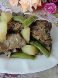 土豆豆角炖排骨