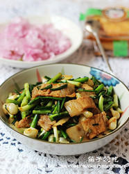 野蒜炒五花肉