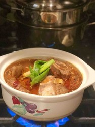 红烧牛肋骨