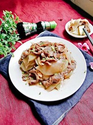黄牛肉炒佛手瓜