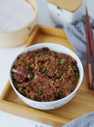 粉蒸土豆排骨