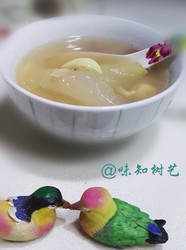 冬瓜莲子糖水