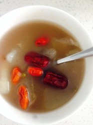 绿豆红枣枸杞冬瓜汤