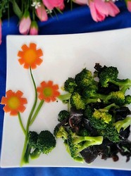 木耳炒西兰花