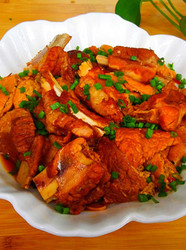 排骨烧油豆腐