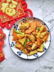 胡萝卜炒香干