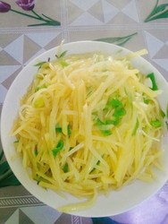 辣椒炒土豆丝