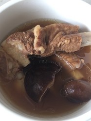 肉骨茶