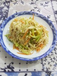 拌黄瓜干豆腐