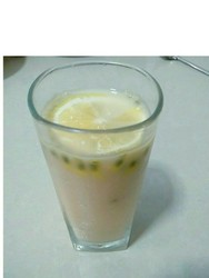 百香果柠檬养乐多