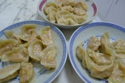 红萝卜鸡蛋水饺