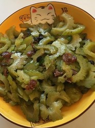 苦瓜的妙吃—豆豉鲮鱼炒苦瓜